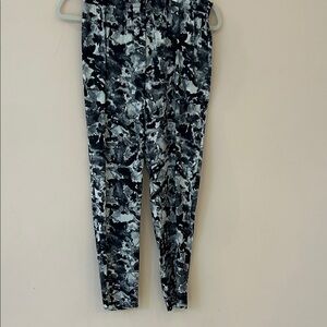 Theory 99% silk pants. Elastic waist. Inside drawstring